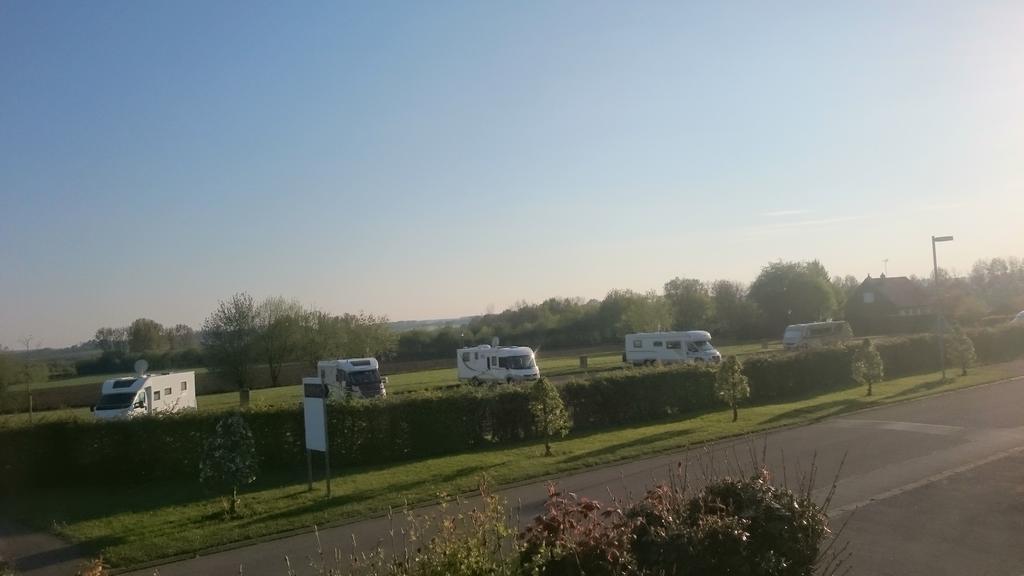 Camping De La Miniere Forges-les-Eaux Zewnętrze zdjęcie